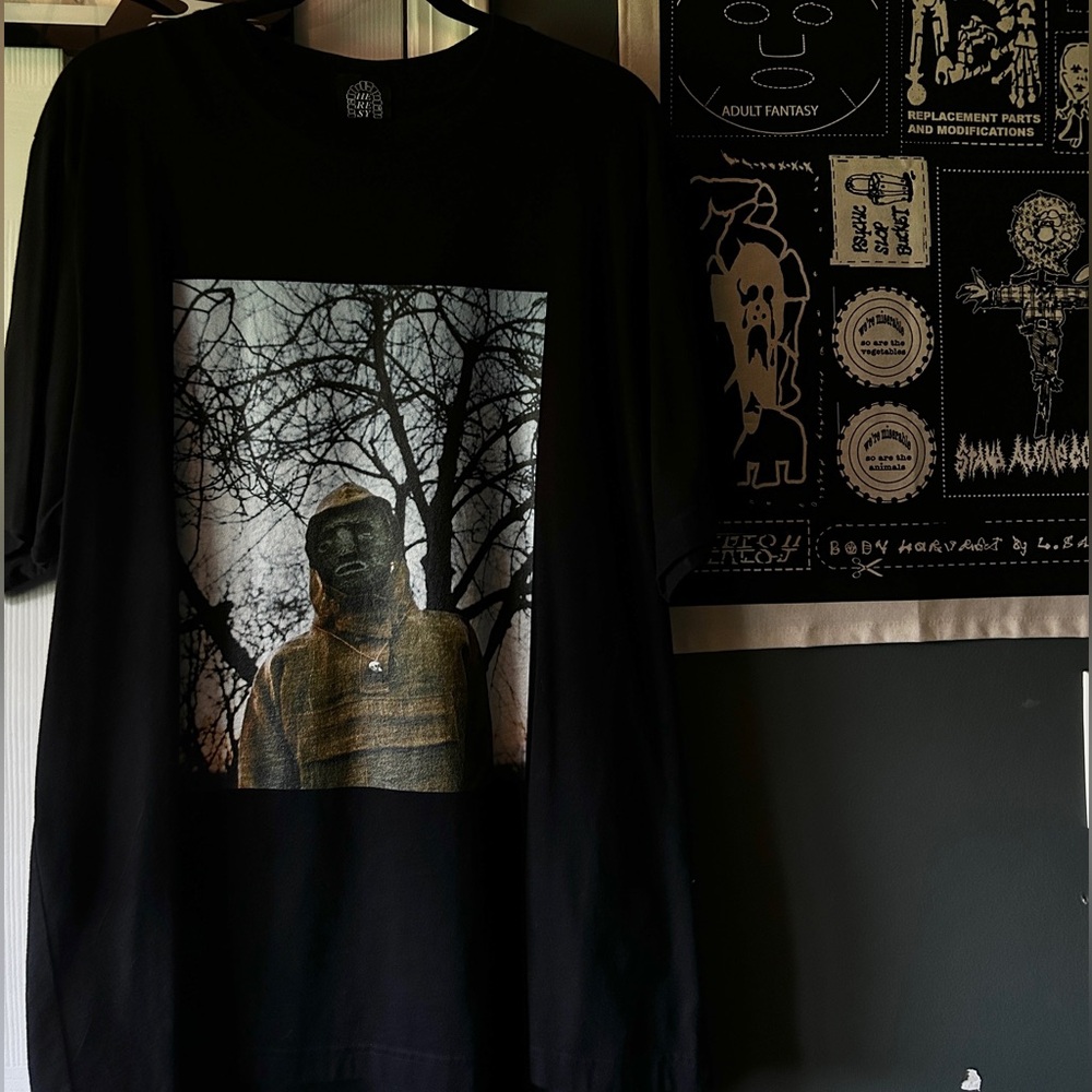 HERESY T-SHIRT Mask Strange Folk SIZE LARGE